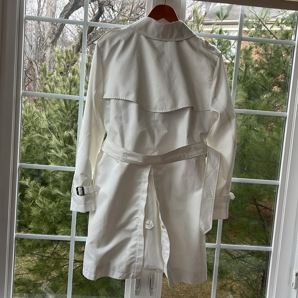 Burberry Trench Coat - Picture 11 of 13